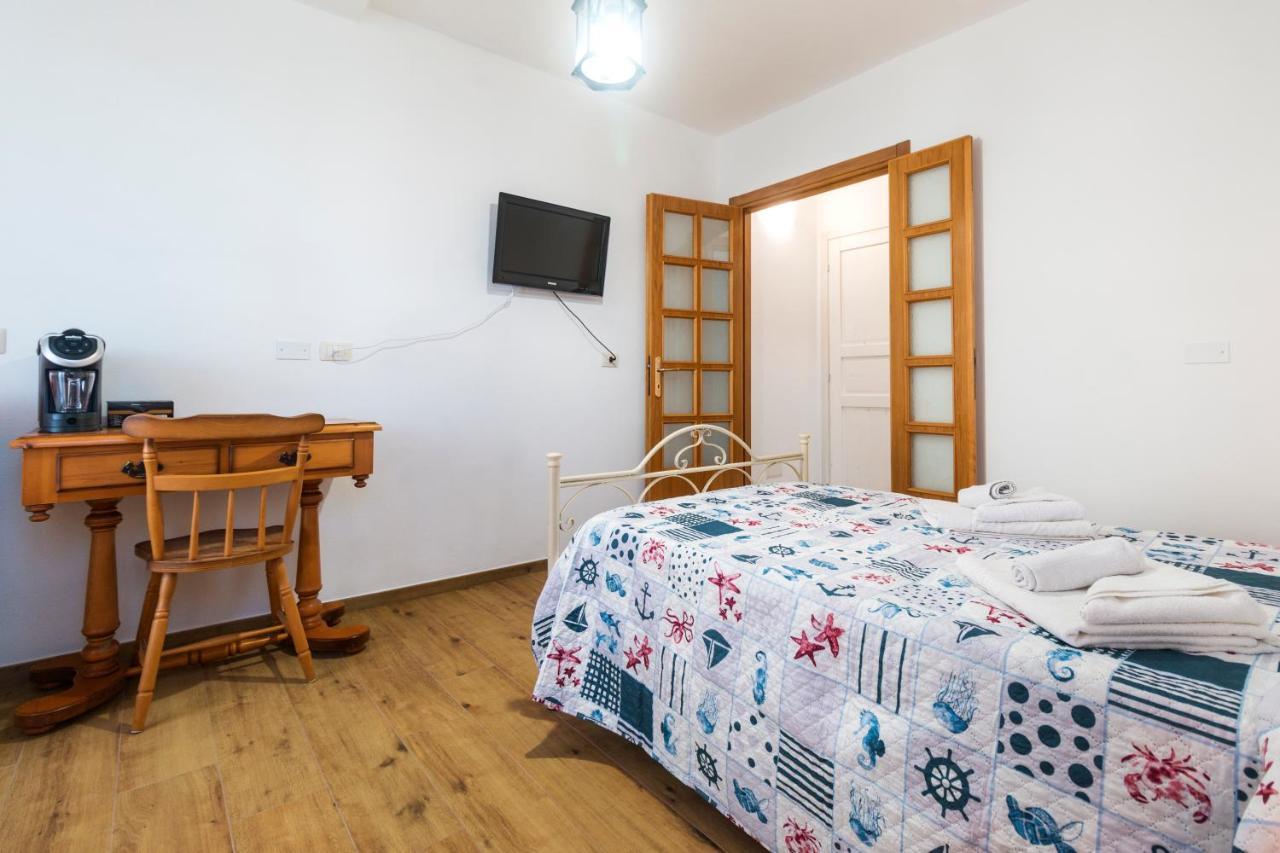 Camera Con Bagno Villa Isabel Кала Гононе Екстериор снимка